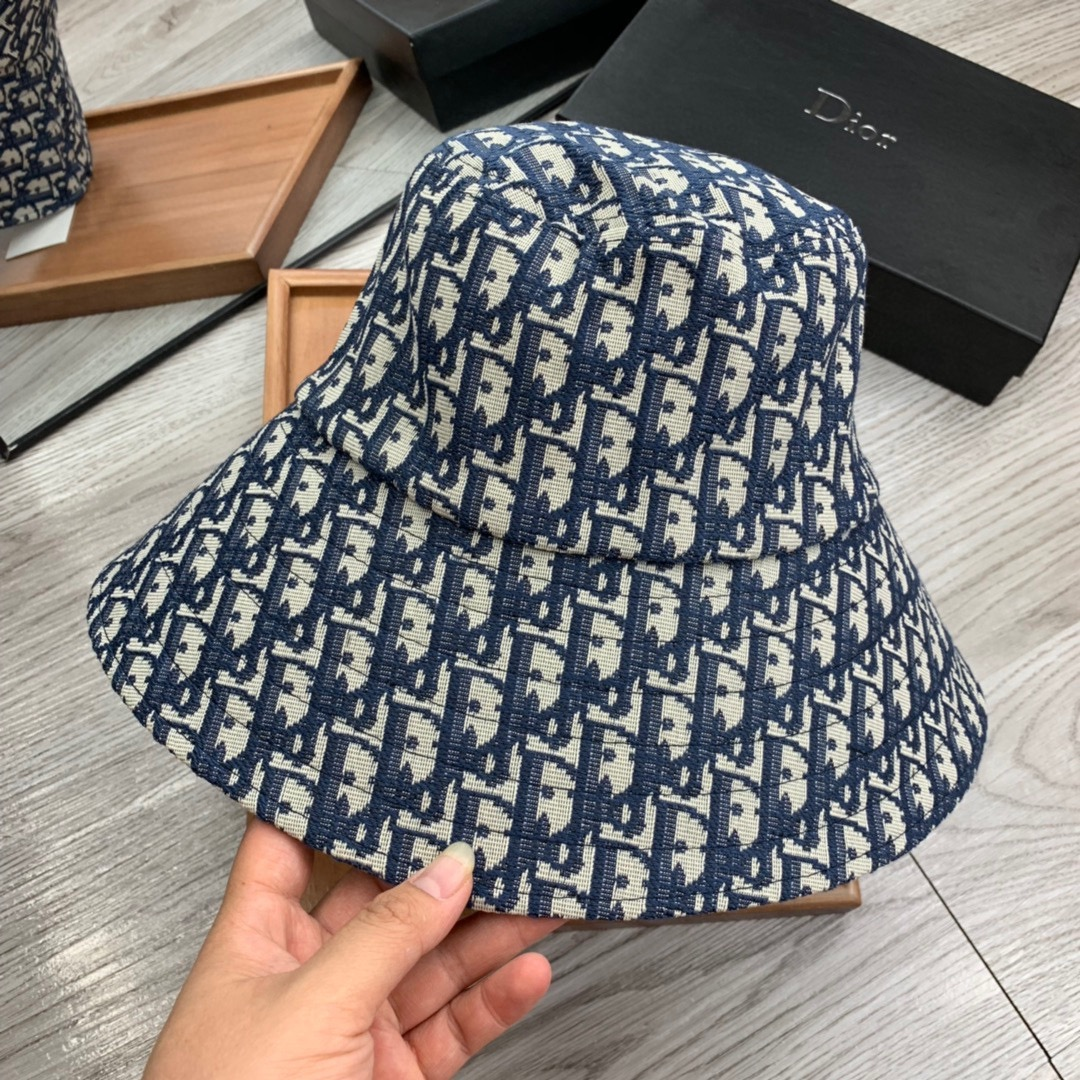 Dior Simple And Generous Fisherman Hat Sunhat （Replica）
