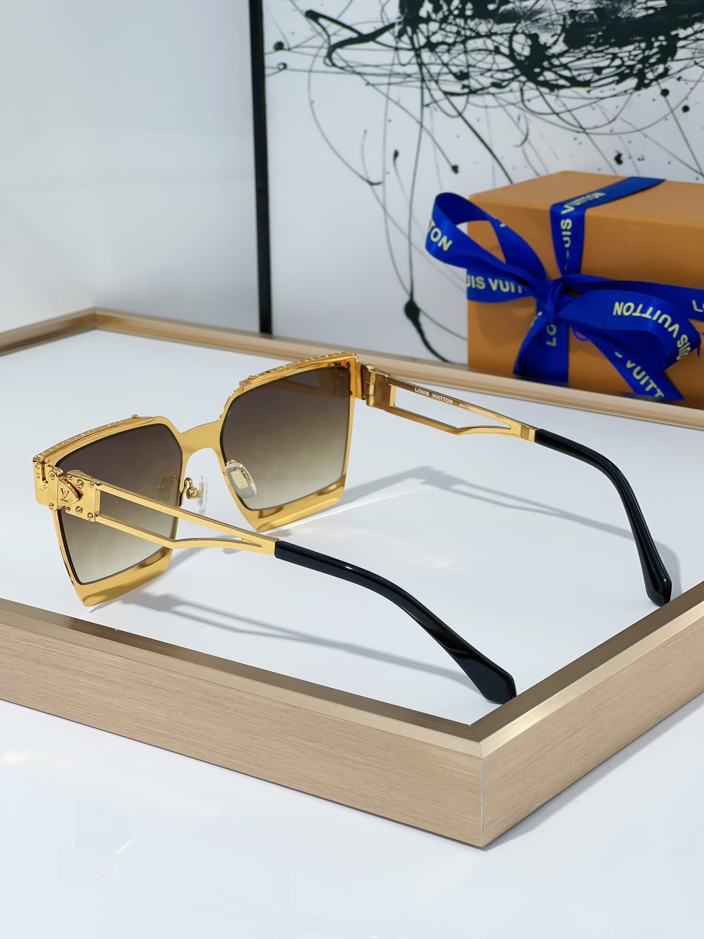 Louis Vuitton LV Sunglasses