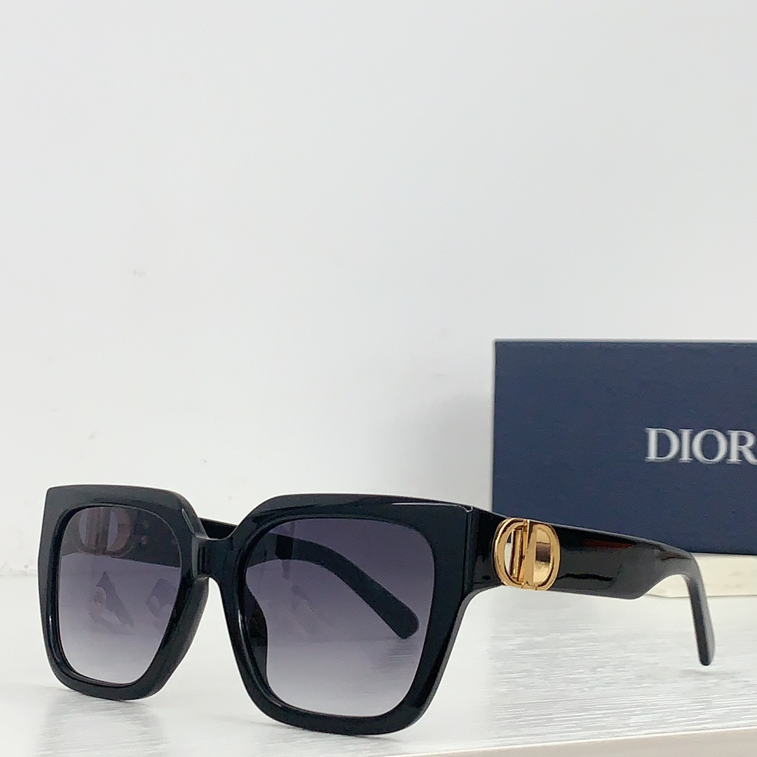Dior Sun Protection Sunglasses Top Quality (Replica）