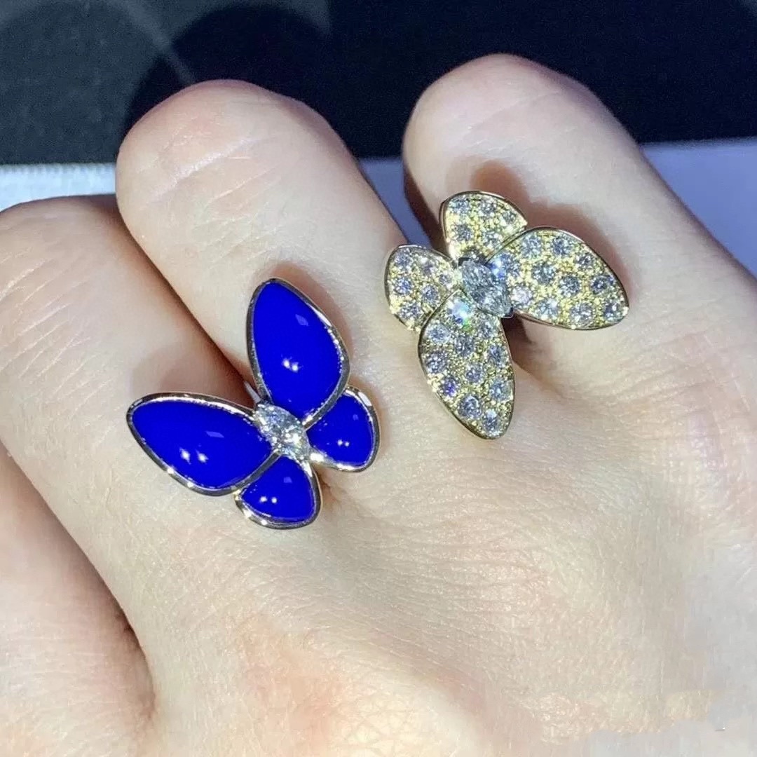 Van Cleef & Arpels Two Butterfly Between the Finger ring