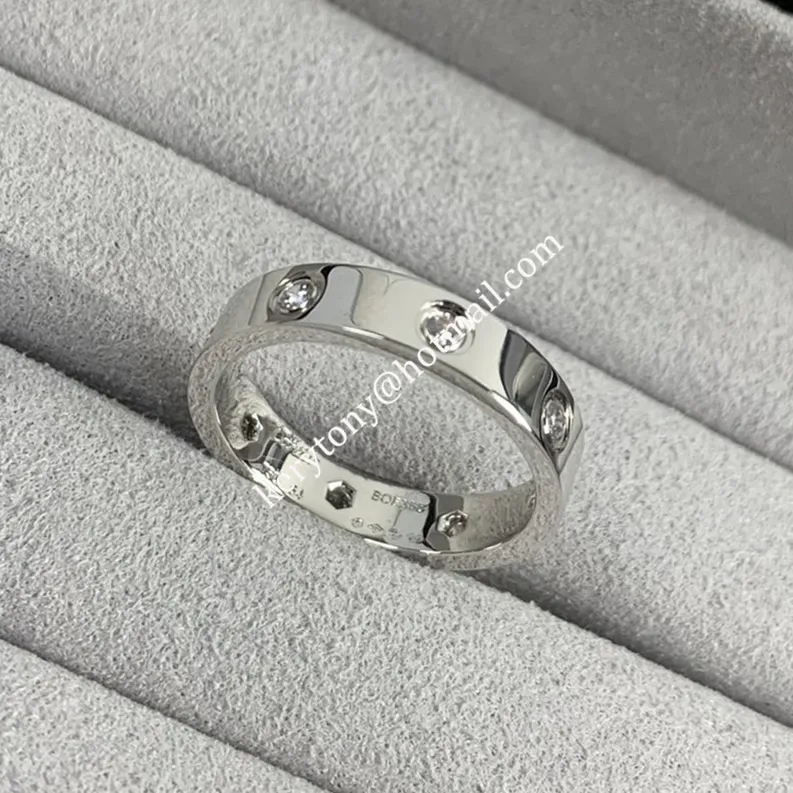 Top Sale Cartier Love Ring 18K White Gold Ring With 8 Diamonds B4050600 Online