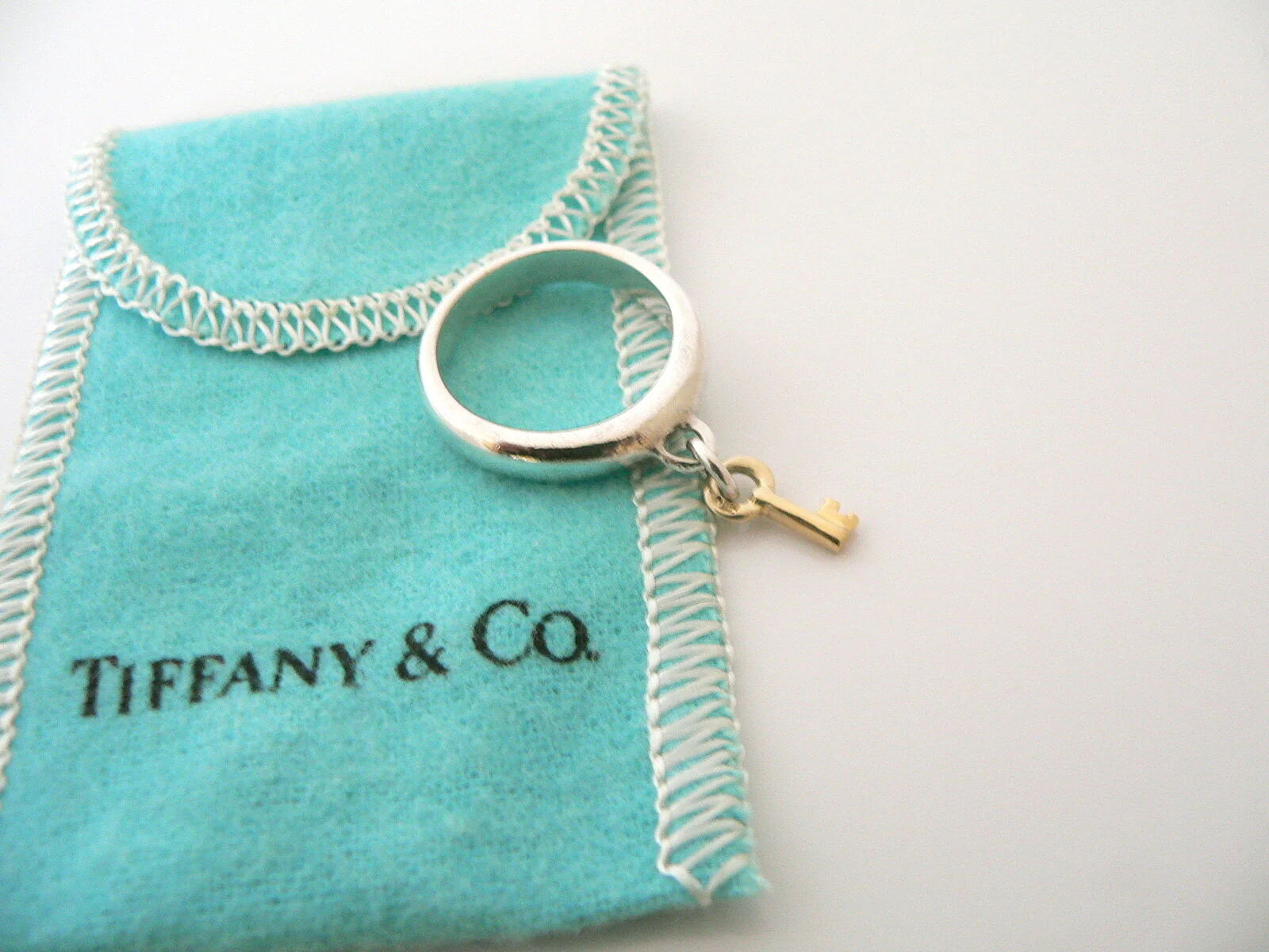 Tiffany & Co Silver 18K Gold Key Dangling Dangle Ring Band Sz 6.75 Gift Love