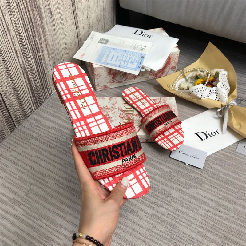 Dior DWAY Slide Slipper Sandals (Replica)