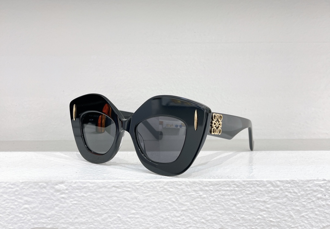 Loewe Sunglasses