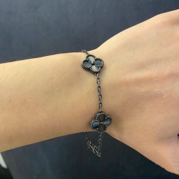 Van Cleef Bracelet Dupe, Black Clover Bracelet