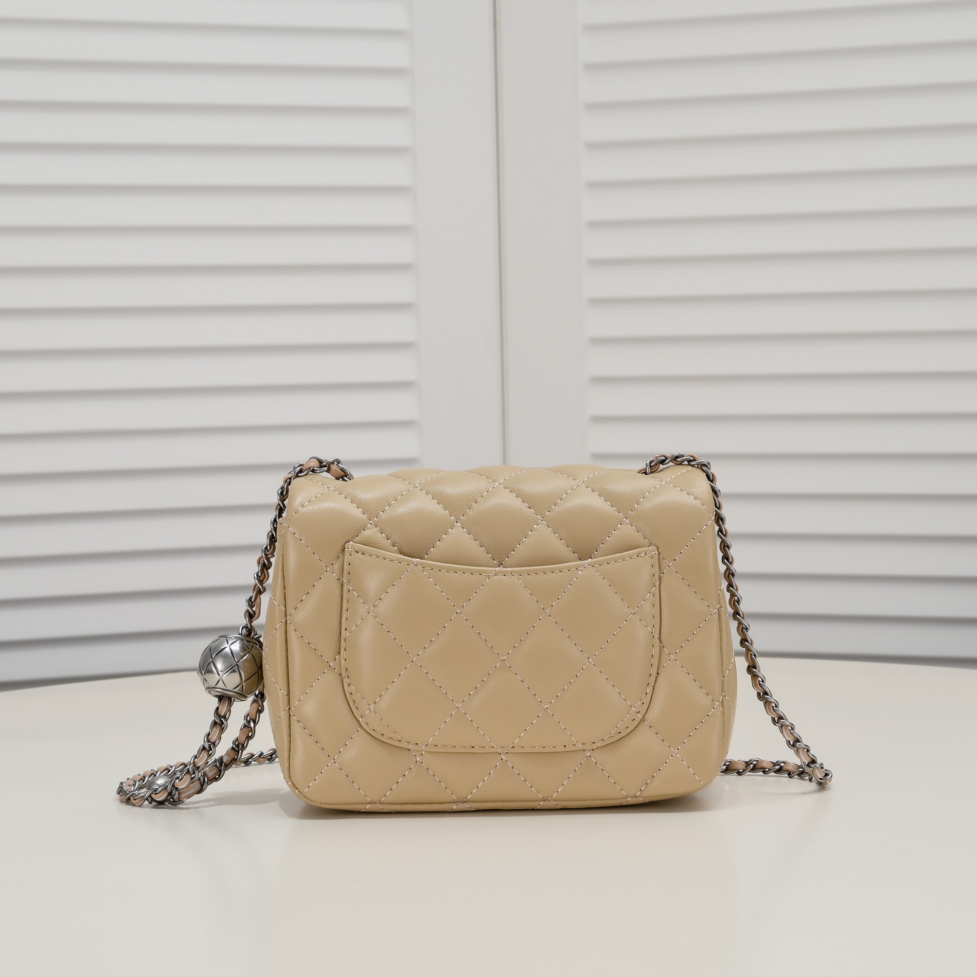 Chanel Cross Body Metal Ball Chain Shoulder Bag Handbag