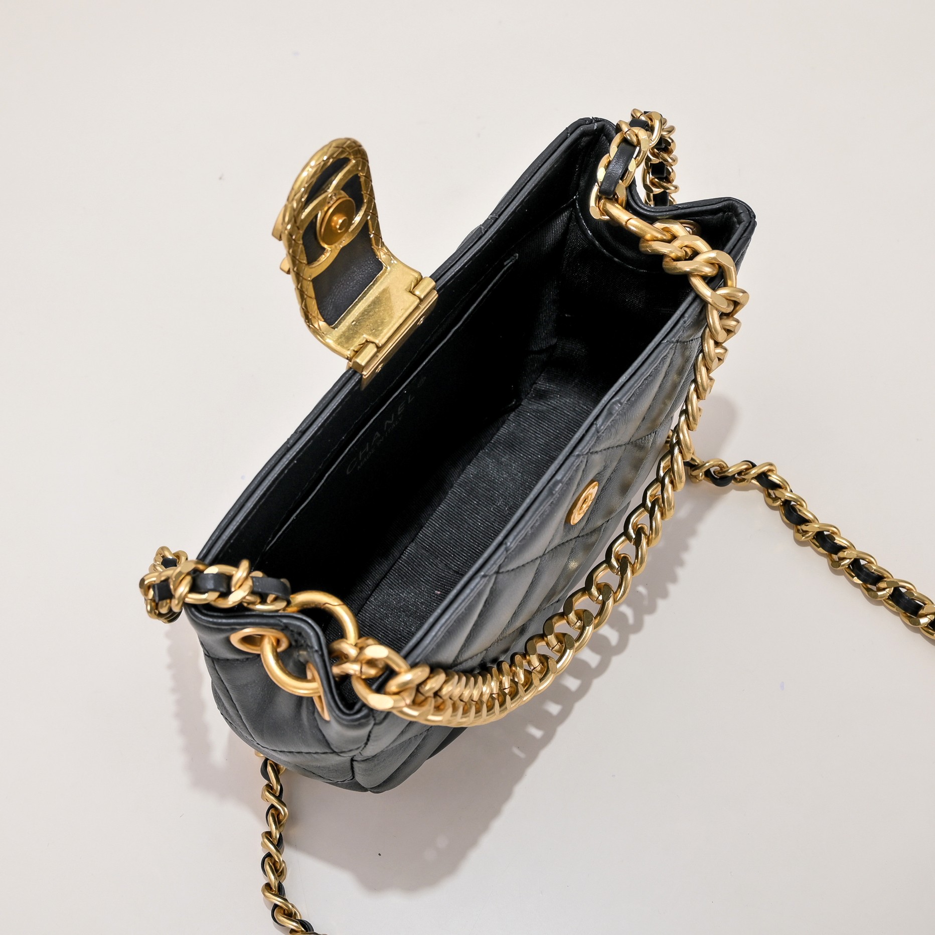 Chanel Stray Bag Shoulder Bag Handbag