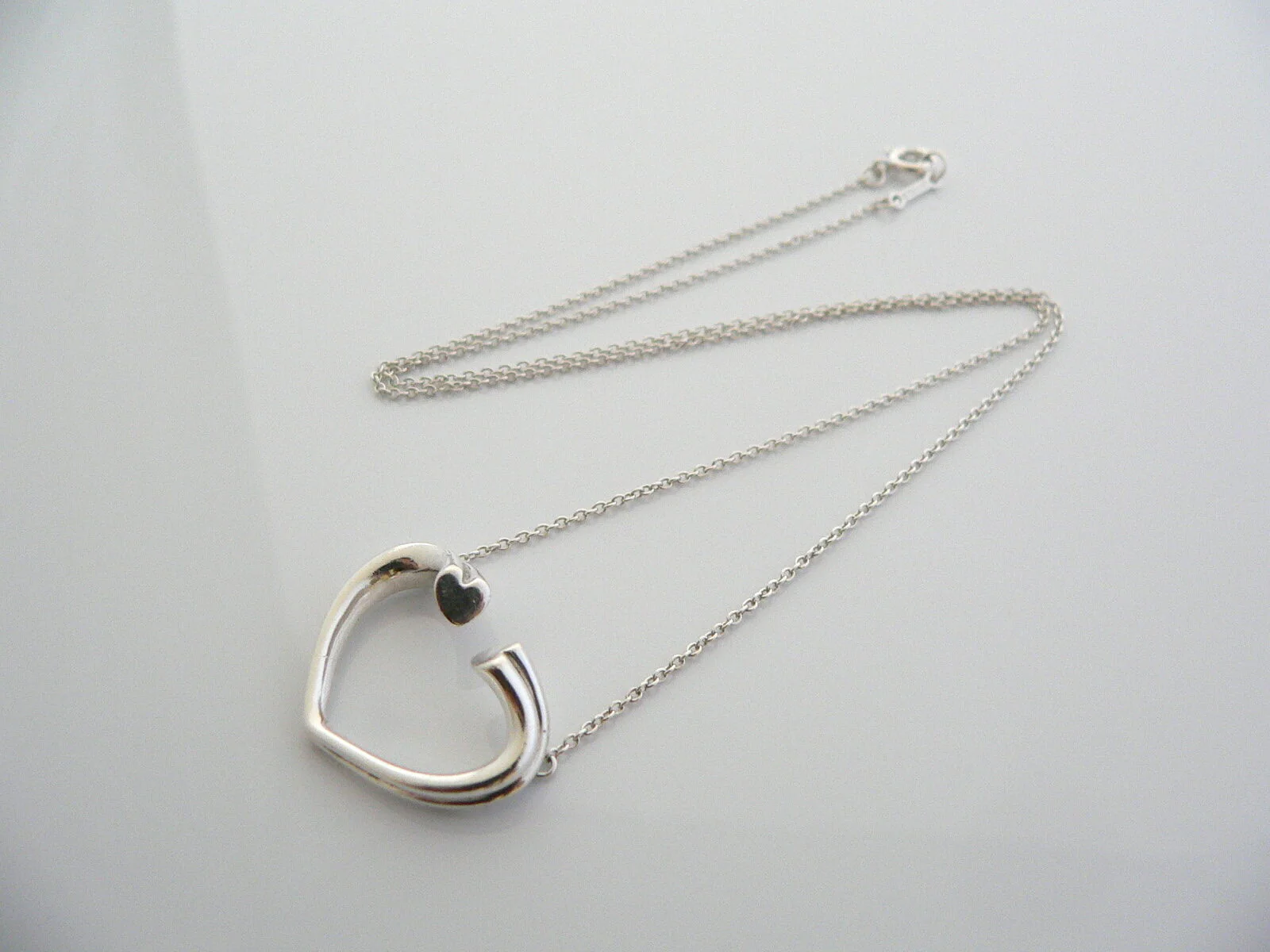 Tiffany & Co Tenderness Love Heart Necklace Pendant Charm Chain Picasso 19 Inch