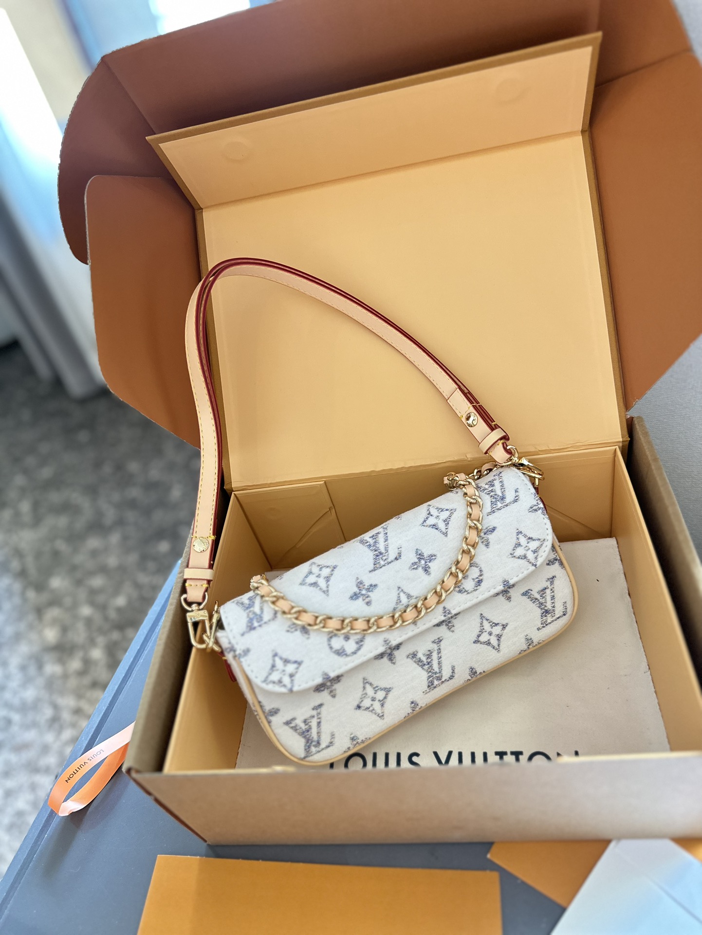 Louis Vuitton LV Denim Ivy Shoulder Bag Handbag (Replica)