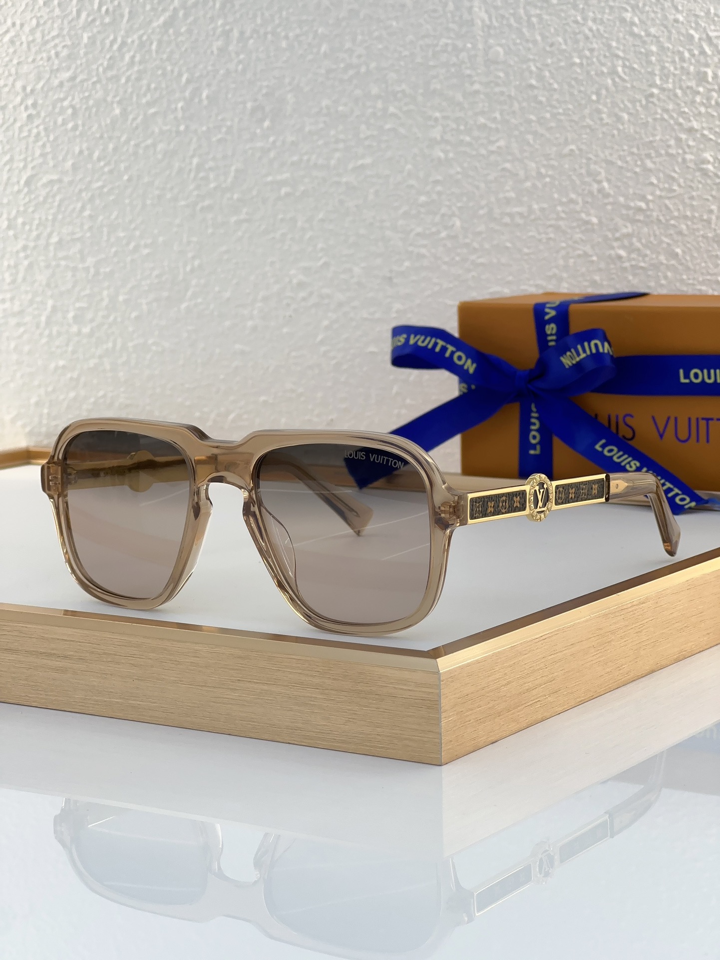 Louis Vuitton LV Sunglasses