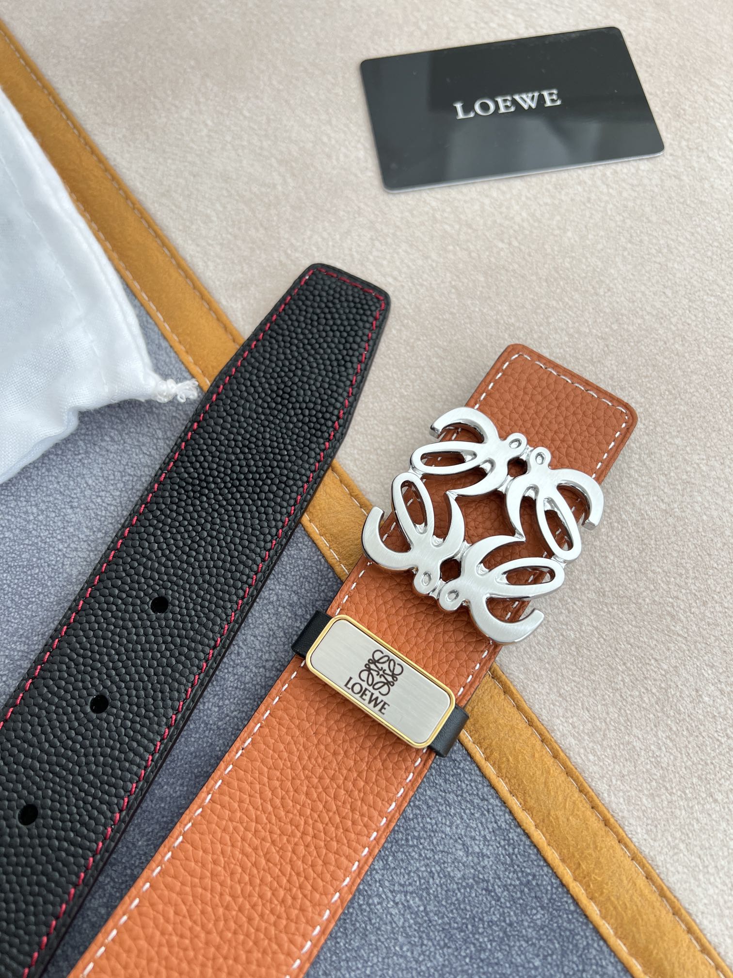 Loewe Leather Belts 1:1 Mirror Version