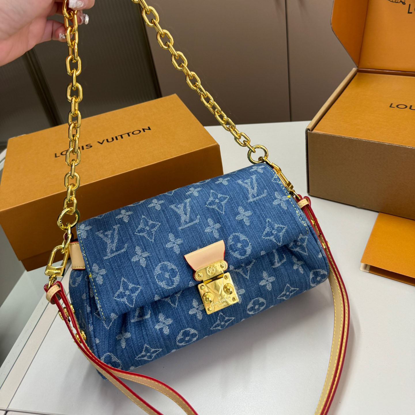 Louis Vuitton LV Denim Favorite Shoulder Bag Handbag (Replica)