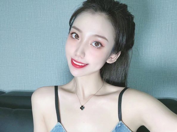 Van Cleef Necklace Dupe, Black Clover Leaf Necklace with Diamond& Rose Gold