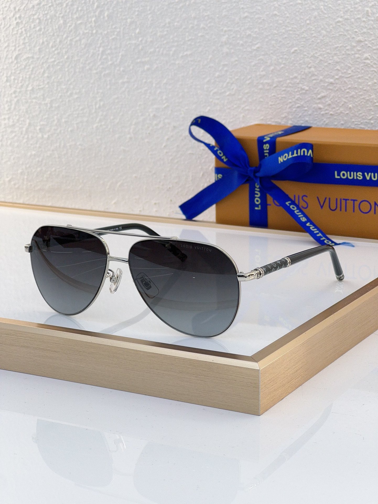 Louis Vuitton LV Sunglasses