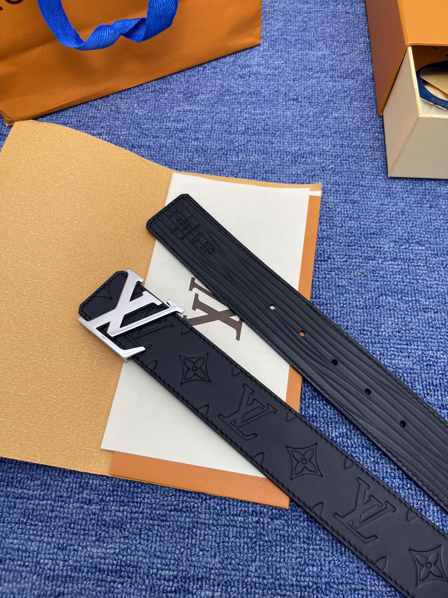 Louis Vuitton LV Leather Belts 1:1 Mirror Version