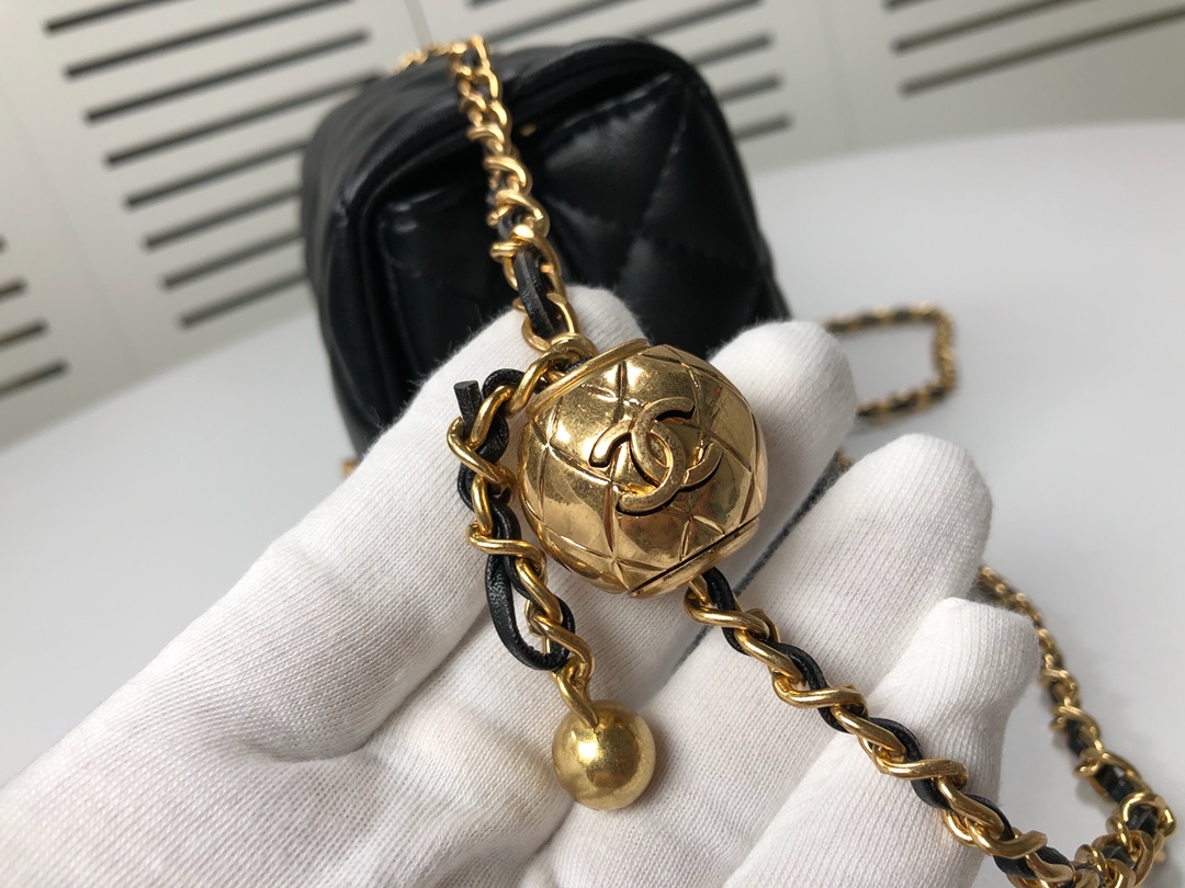 Chanel Cross Body Metal Ball Chain Shoulder Bag Handbag