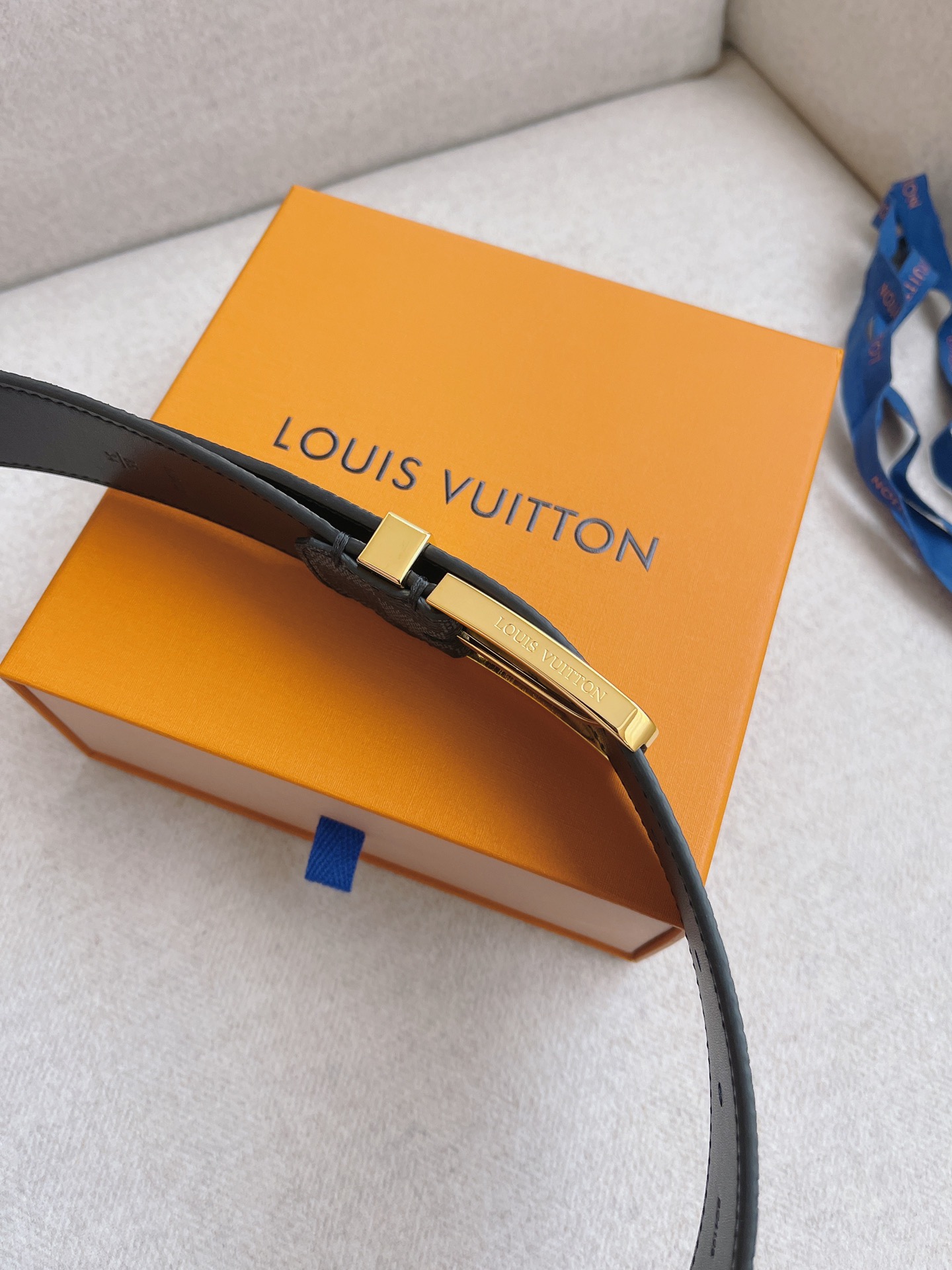 Louis Vuitton LV Leather Belts 1:1 Mirror Version