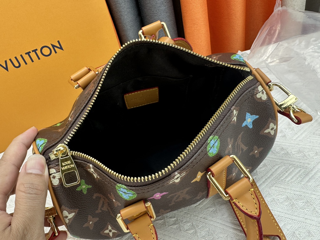 Louis Vuitton Keepall 25 M24849 Shoulder Bag Handbag