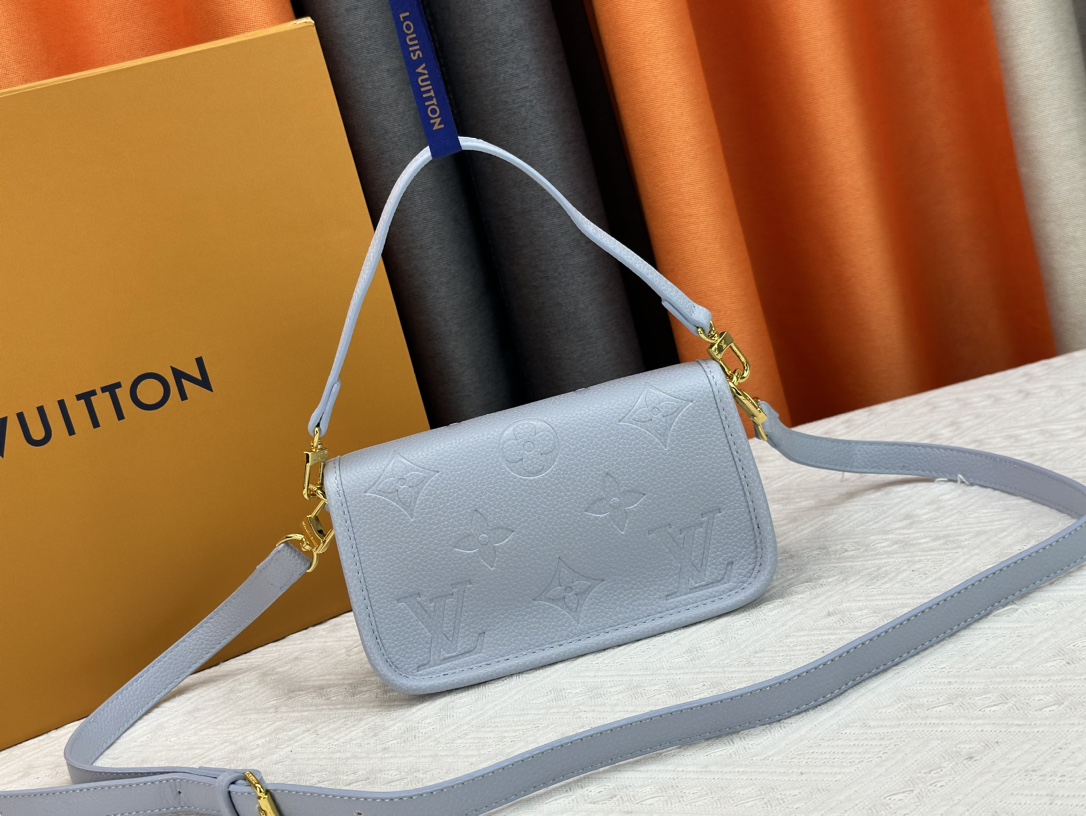 Louis Vuitton Diane M46386 M45985 Shoulder Bag Handbag