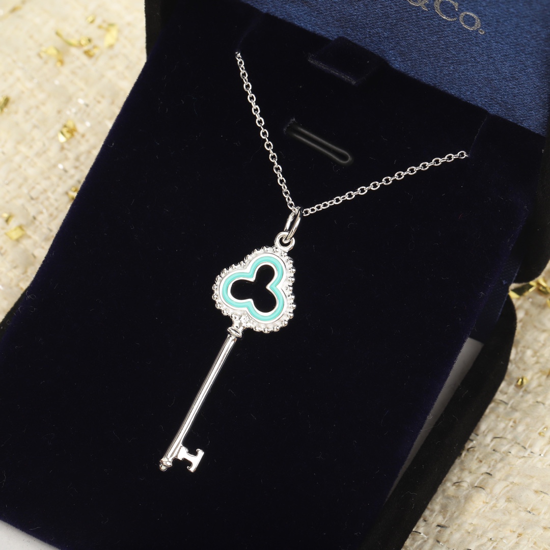 Fake Tiffany Keys Necklace, Openwork Clover Key Necklace