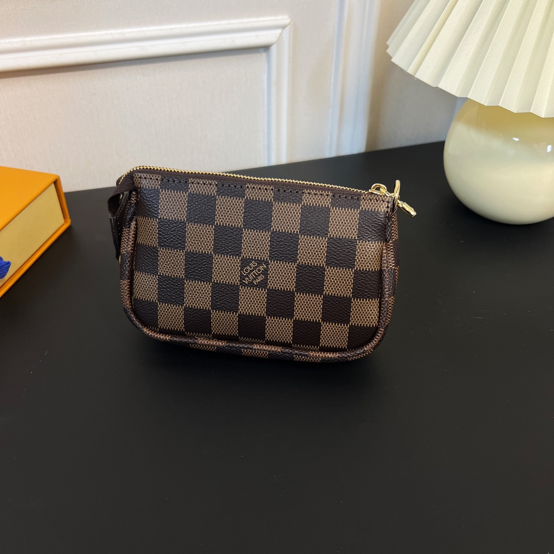 Louis Vuitton Multi Pochette Accessories Mini Bag Purse