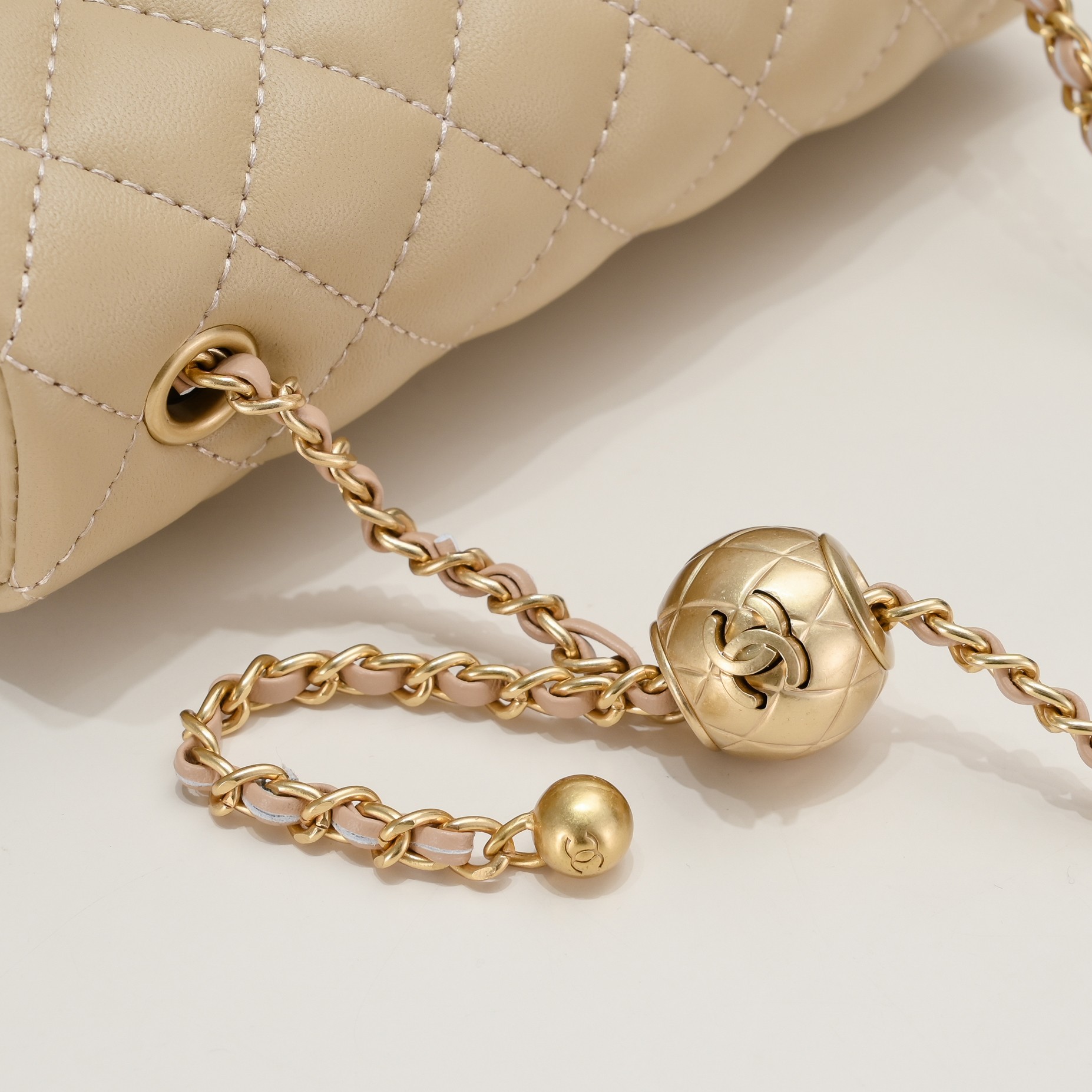 Chanel Cross Body Metal Ball Chain Shoulder Bag Handbag