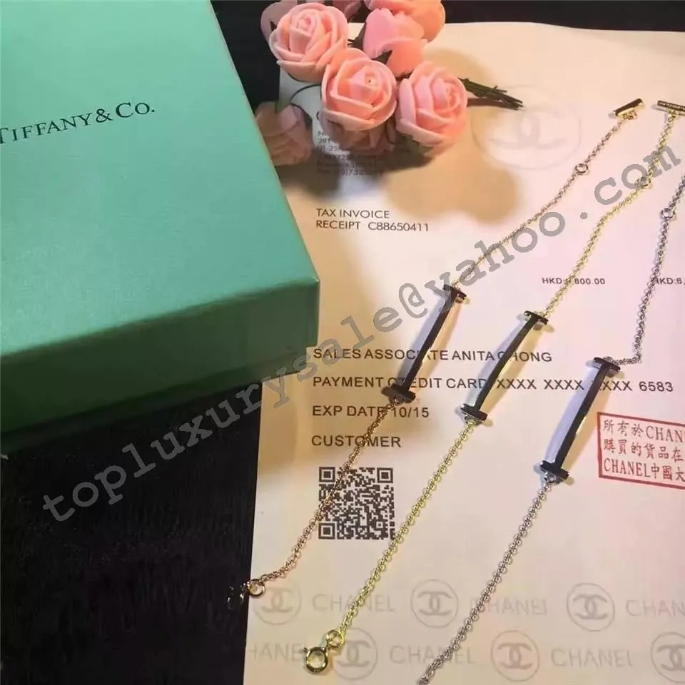 Tiffany T Sterling Silver Smile Bracelet Modern Party Style Lady Jewelry