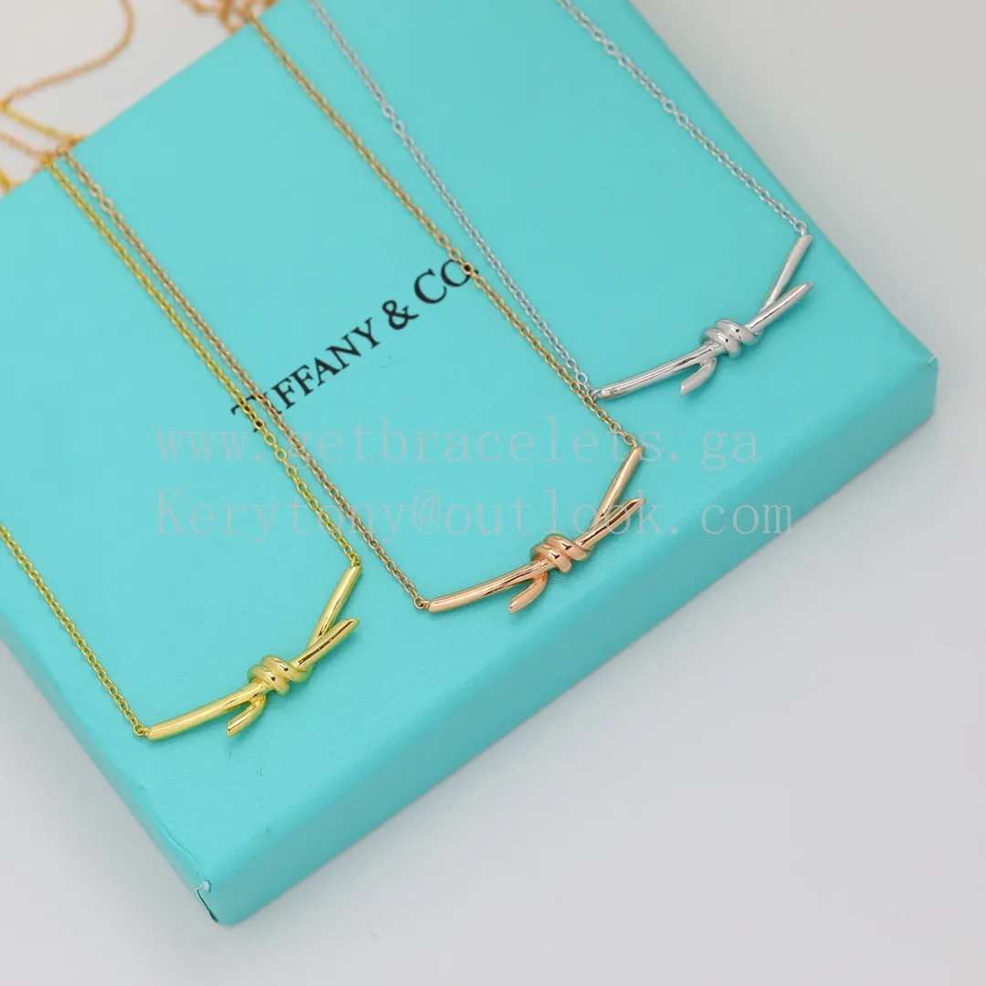 Tiffany Knot Pendant in Yellow Gold/Rose Gold/White Gold