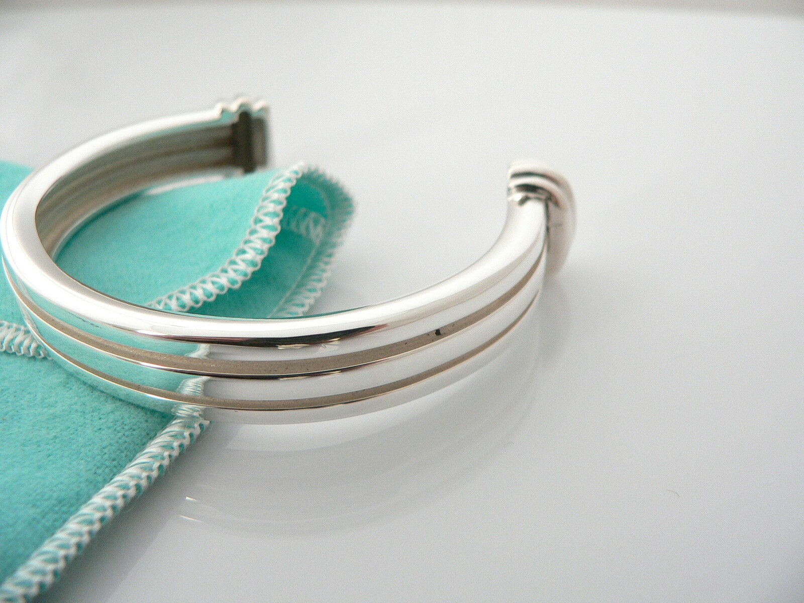 Tiffany & Co Silver Atlas Cuff Groove Stripe Bracelet Bangle Gift Pouch Love Art