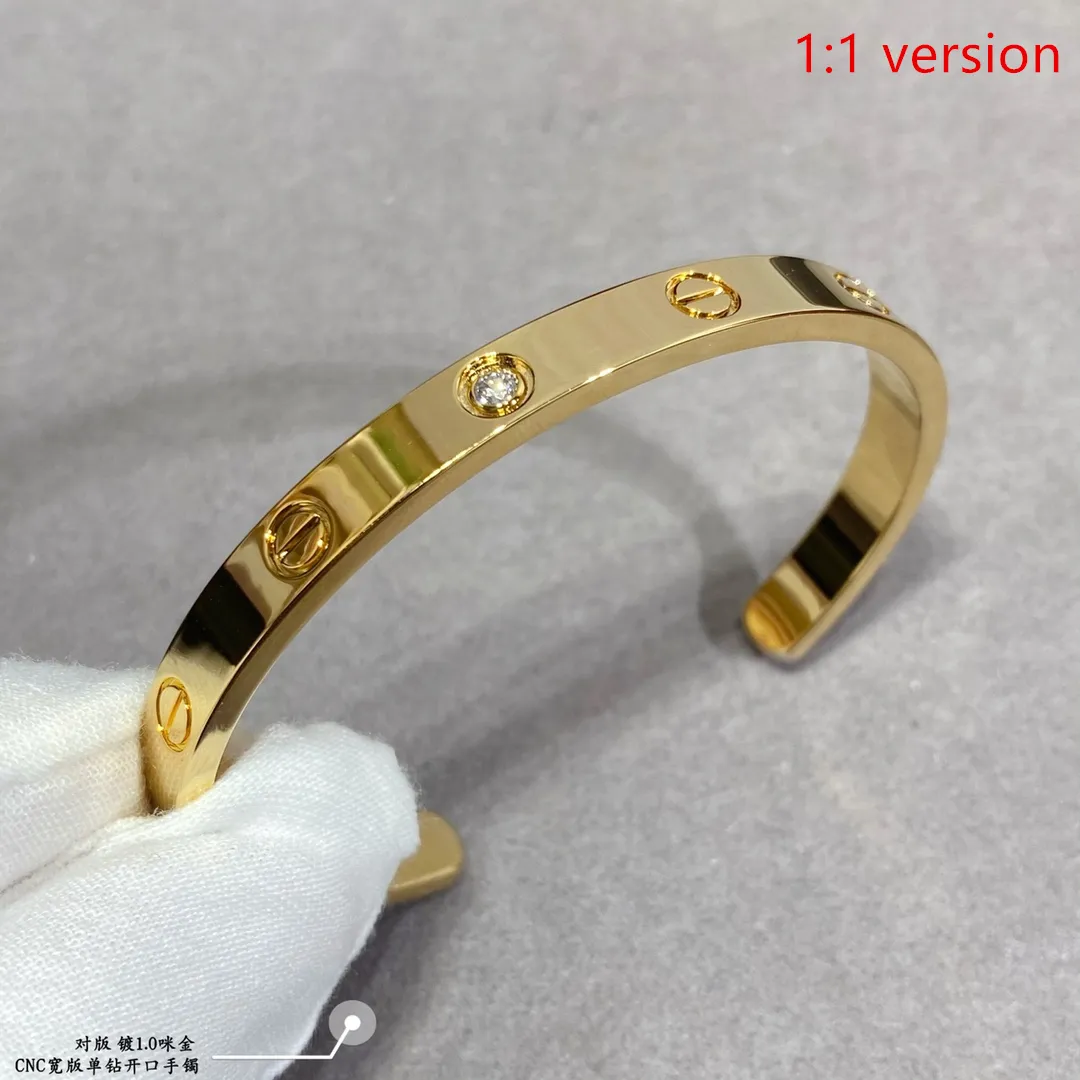 Cartier Semi-Open Love Bracelet With 1 Diamonds Yellow Gold/White Gold/Rose Gold