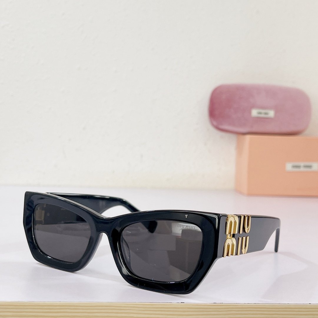 MiuMiu Sunglasses