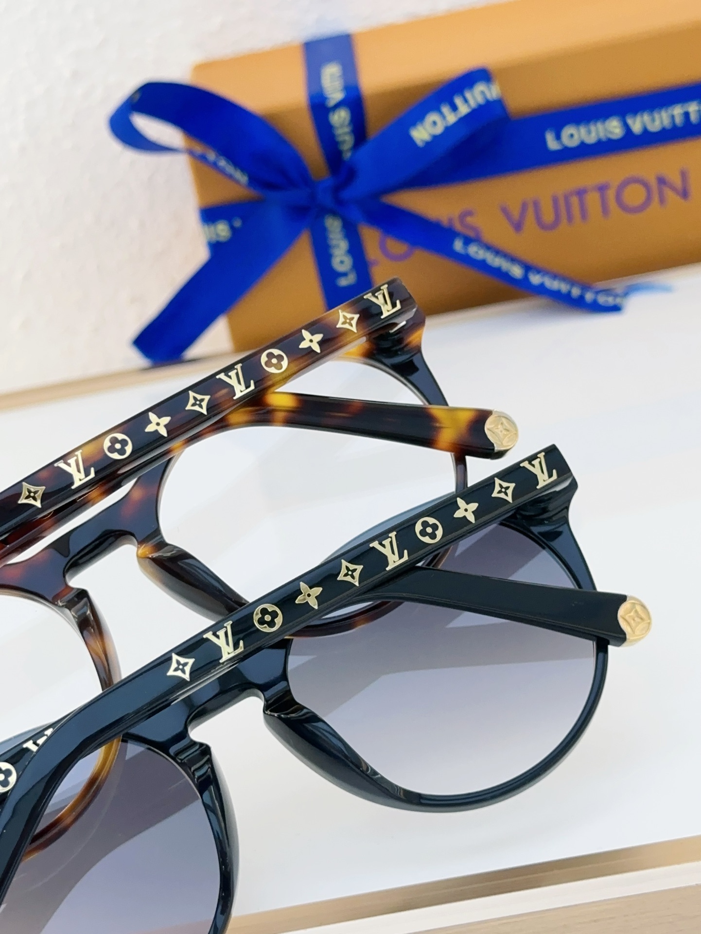 Louis Vuitton LV Sunglasses