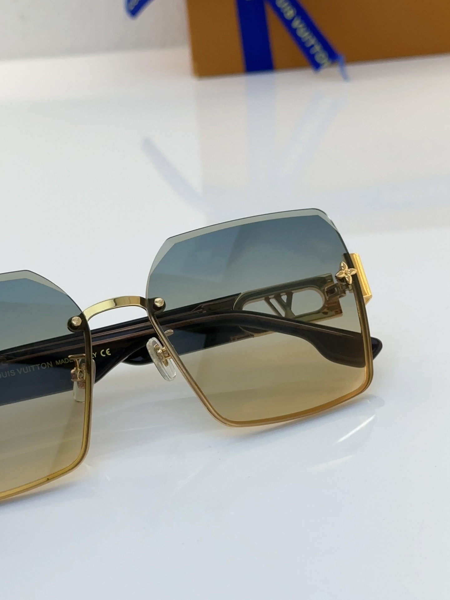 Louis Vuitton LV Sunglasses