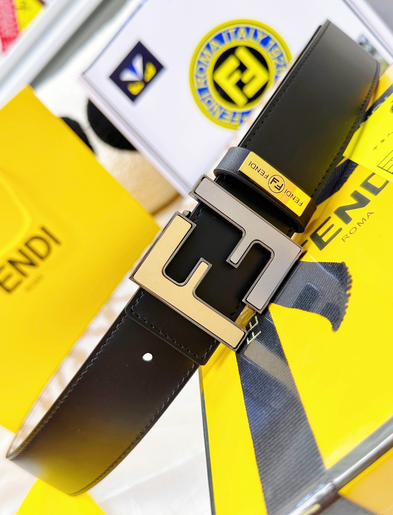 Fendi Leather Belts 1:1 Mirror Version