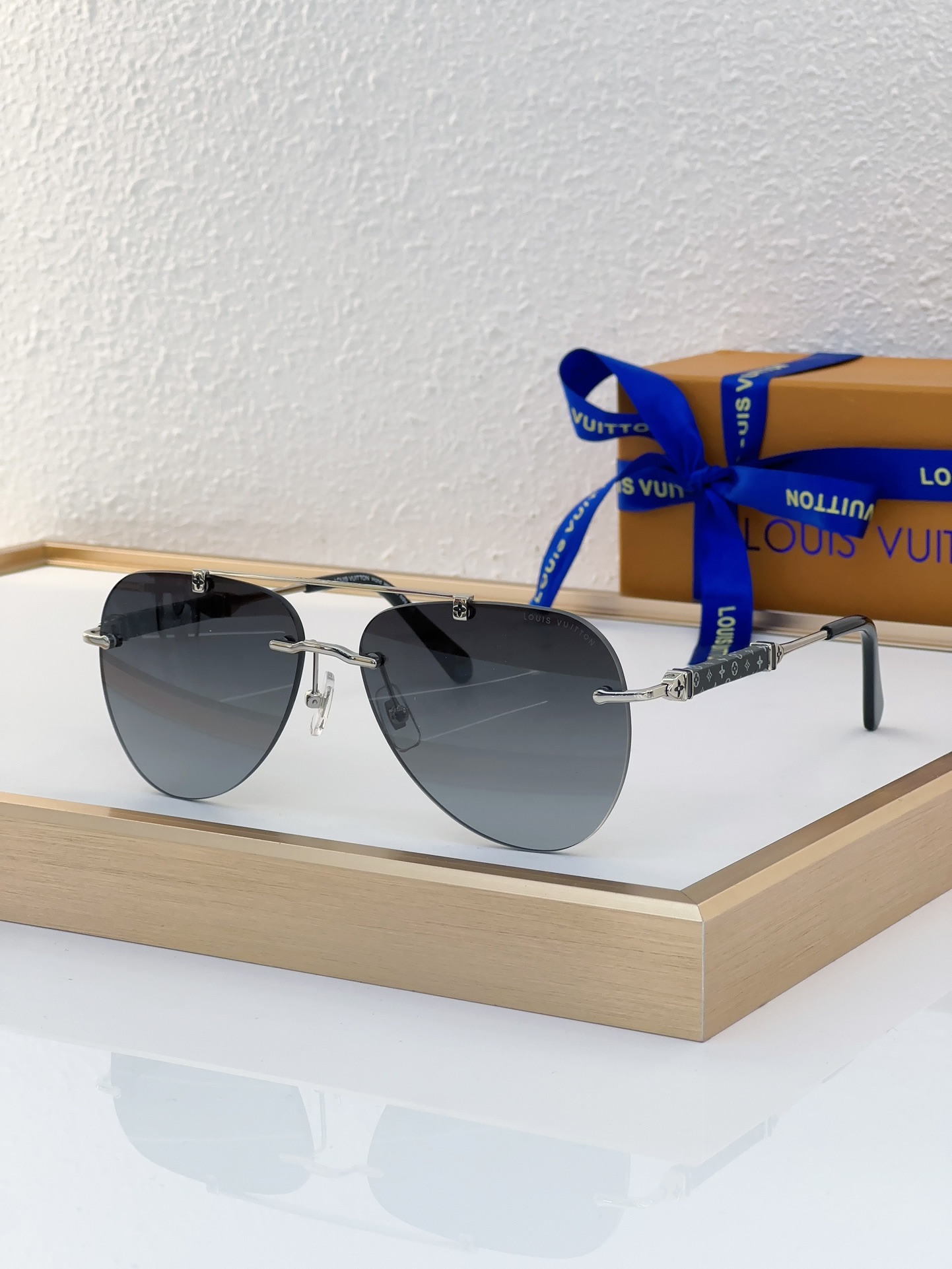 Louis Vuitton LV Sunglasses
