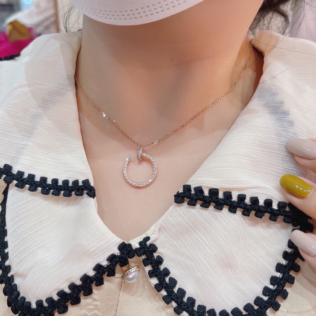 CARTIER JUSTE UN CLOU NECKLACE