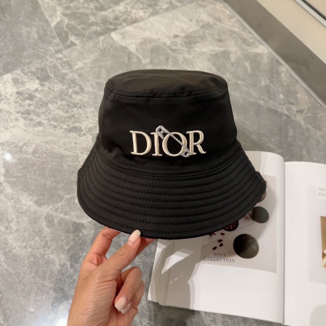 Dior Hats(Replica)