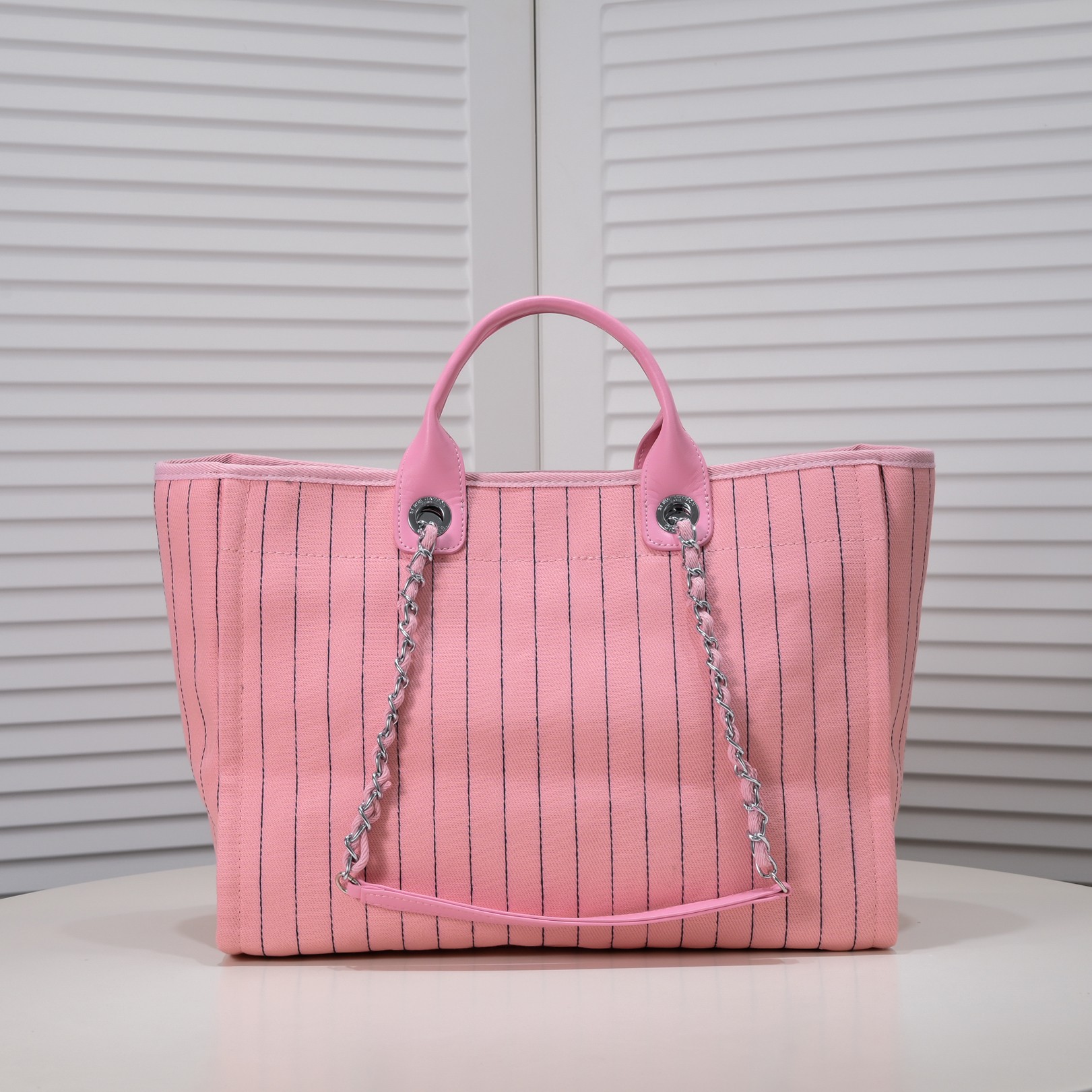 Chanel Cruise Chain Canvas Beach Bag Shopping bag Tote Shoulder Bag Handbag