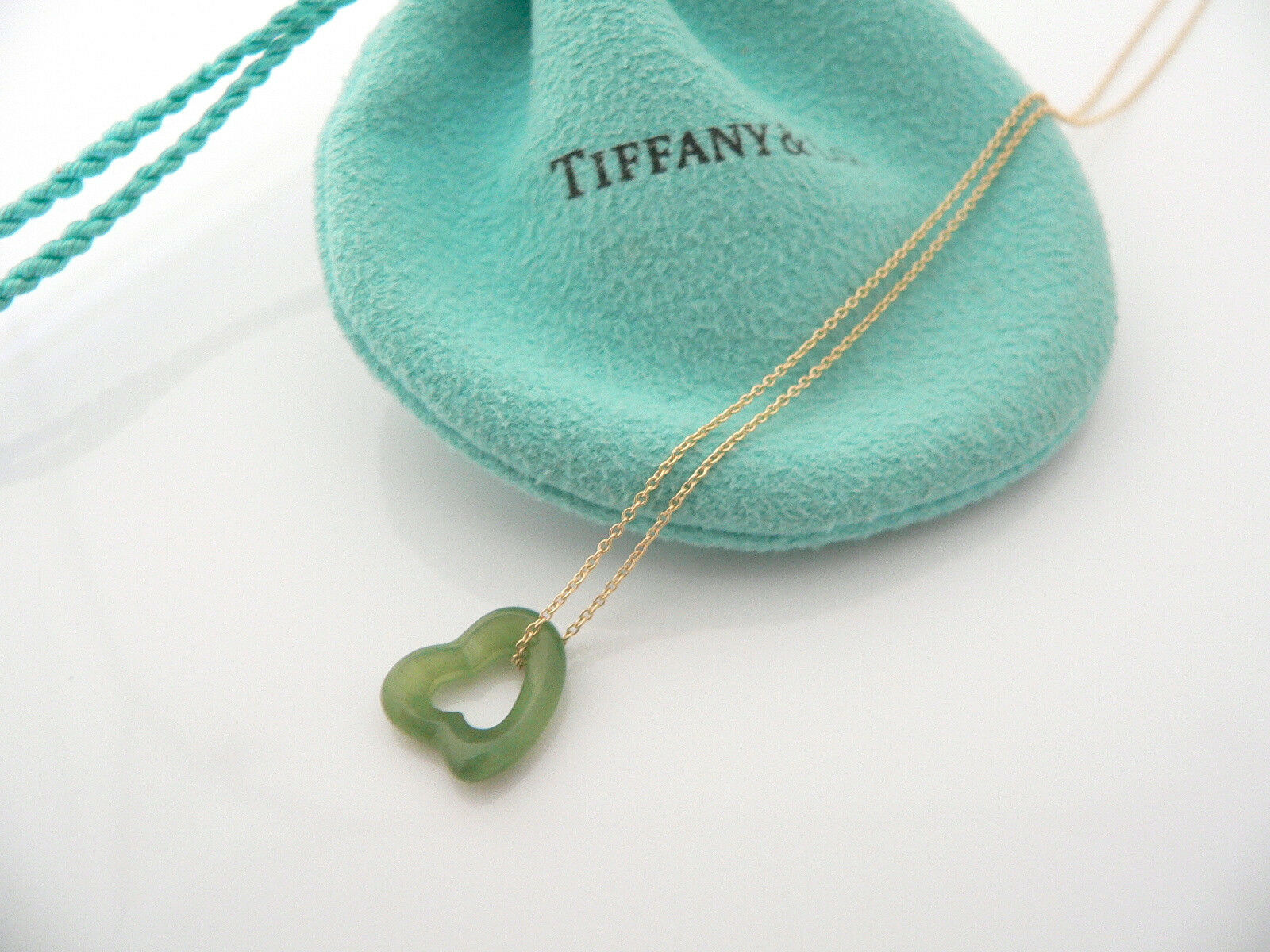 Tiffany & Co Peretti 18K Gold Jade Gemstone Heart Necklace Pendant Charm Chain