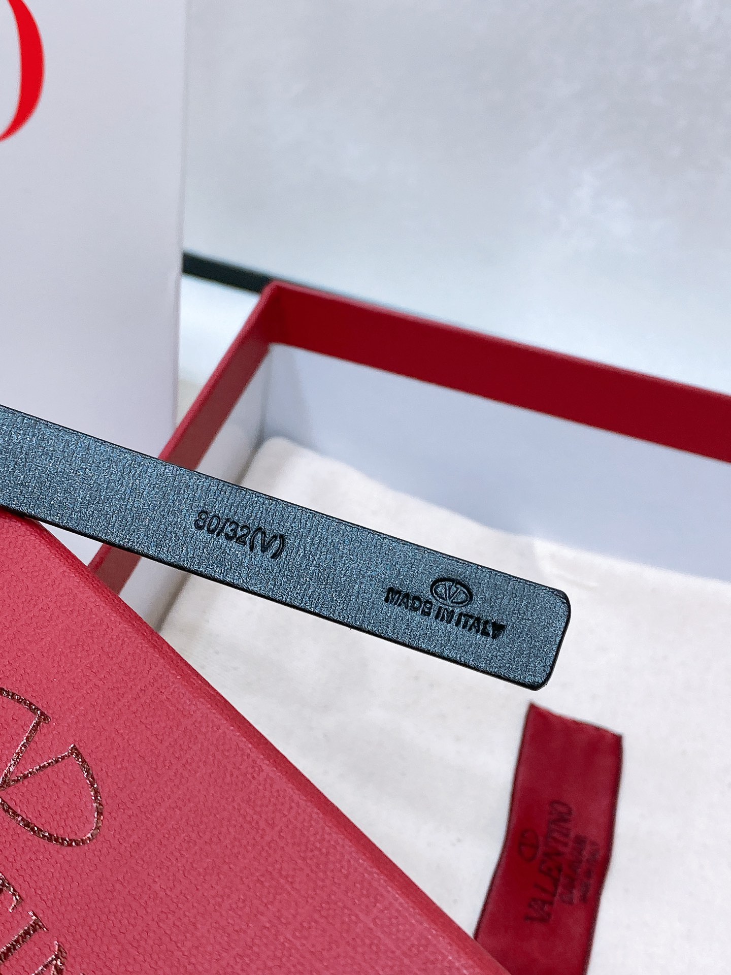 Valentino Leather Belts 1:1 Mirror Version