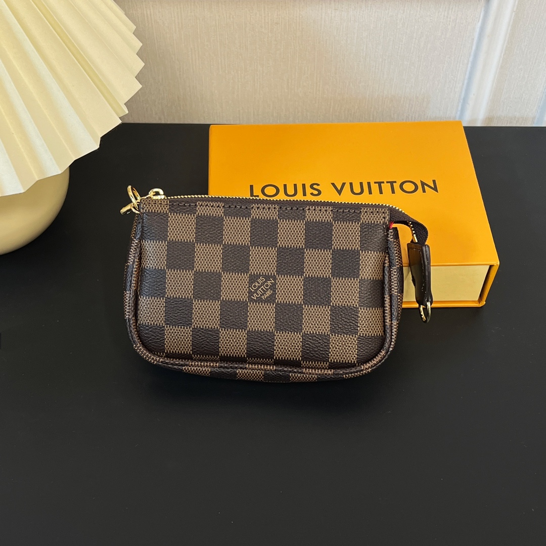 Louis Vuitton Multi Pochette Accessories Mini Bag Purse