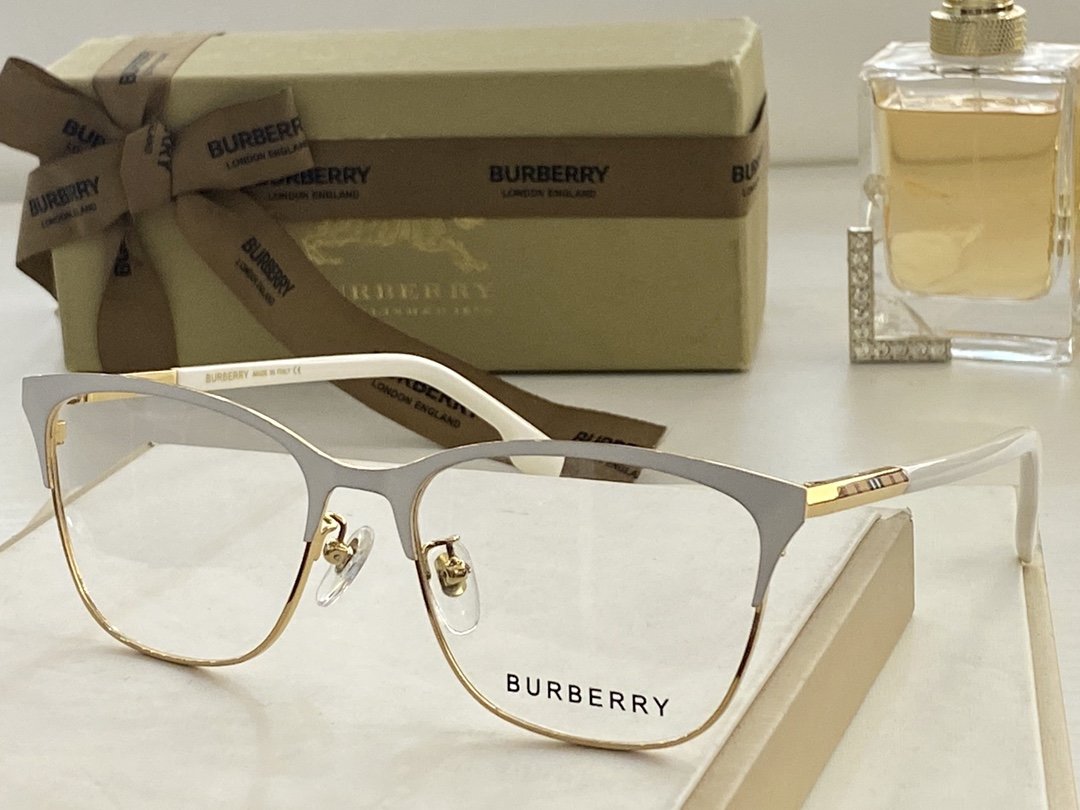 Burberry Sunglasses