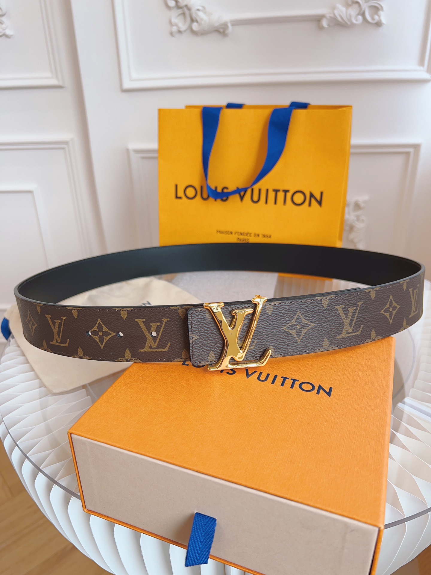 Louis Vuitton LV Leather Belts 1:1 Mirror Version
