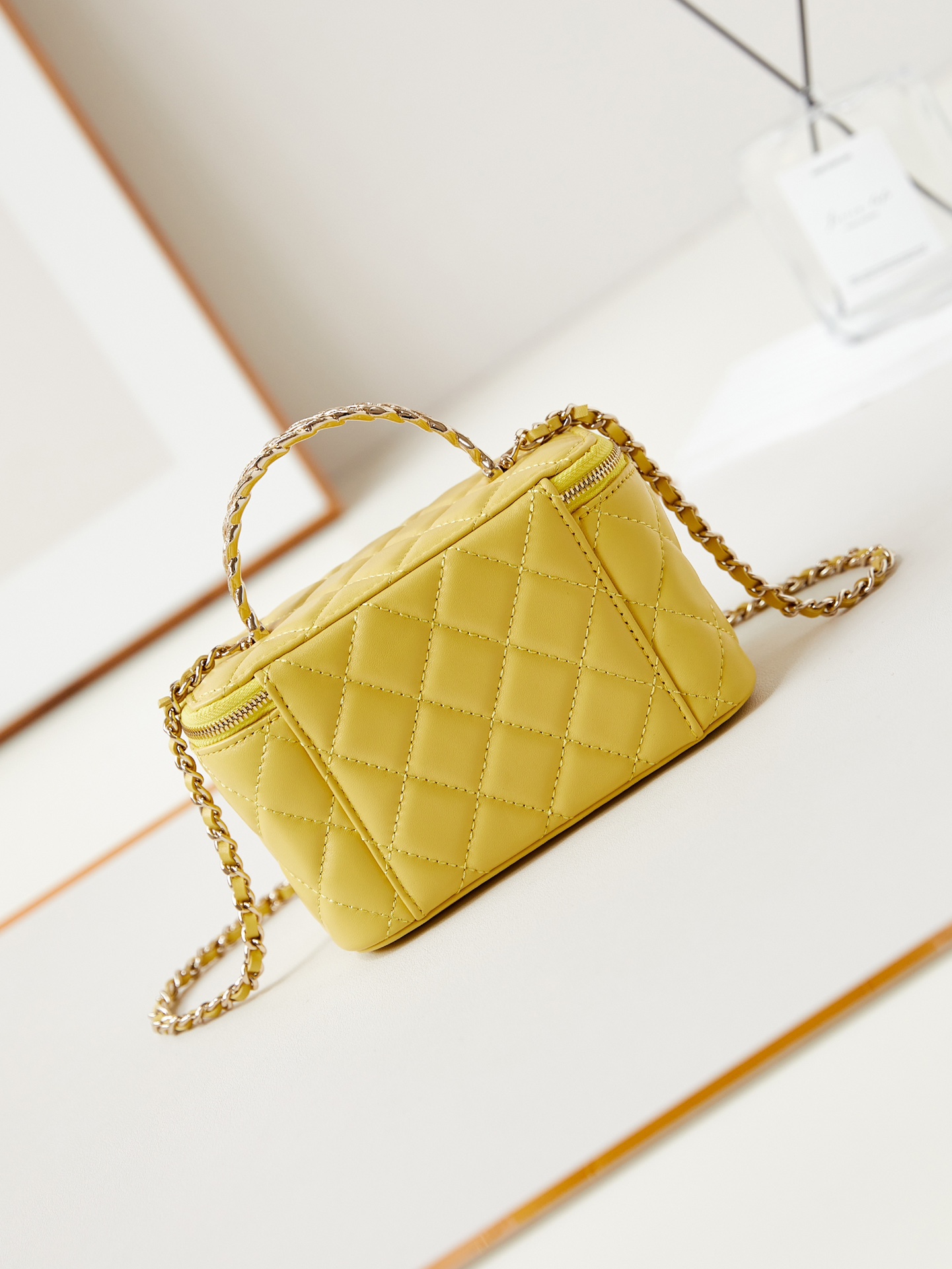 Chanel 10A Handbag Shoulder Bag Top Mirror Quality Version chanel AP5152