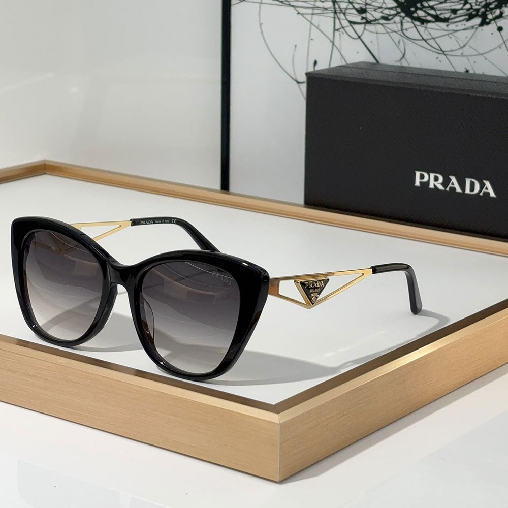 Prada Mirror leg Hollowed Out Stereoscopic Logo  sunglasses Top quality （Replica）