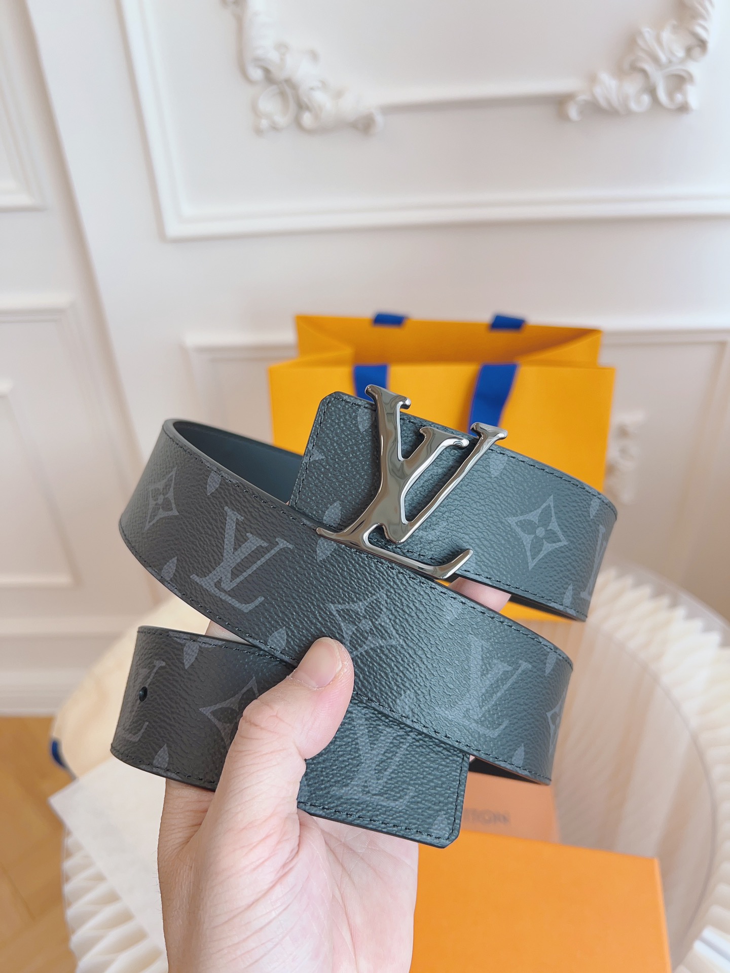 Louis Vuitton LV Leather Belts 1:1 Mirror Version