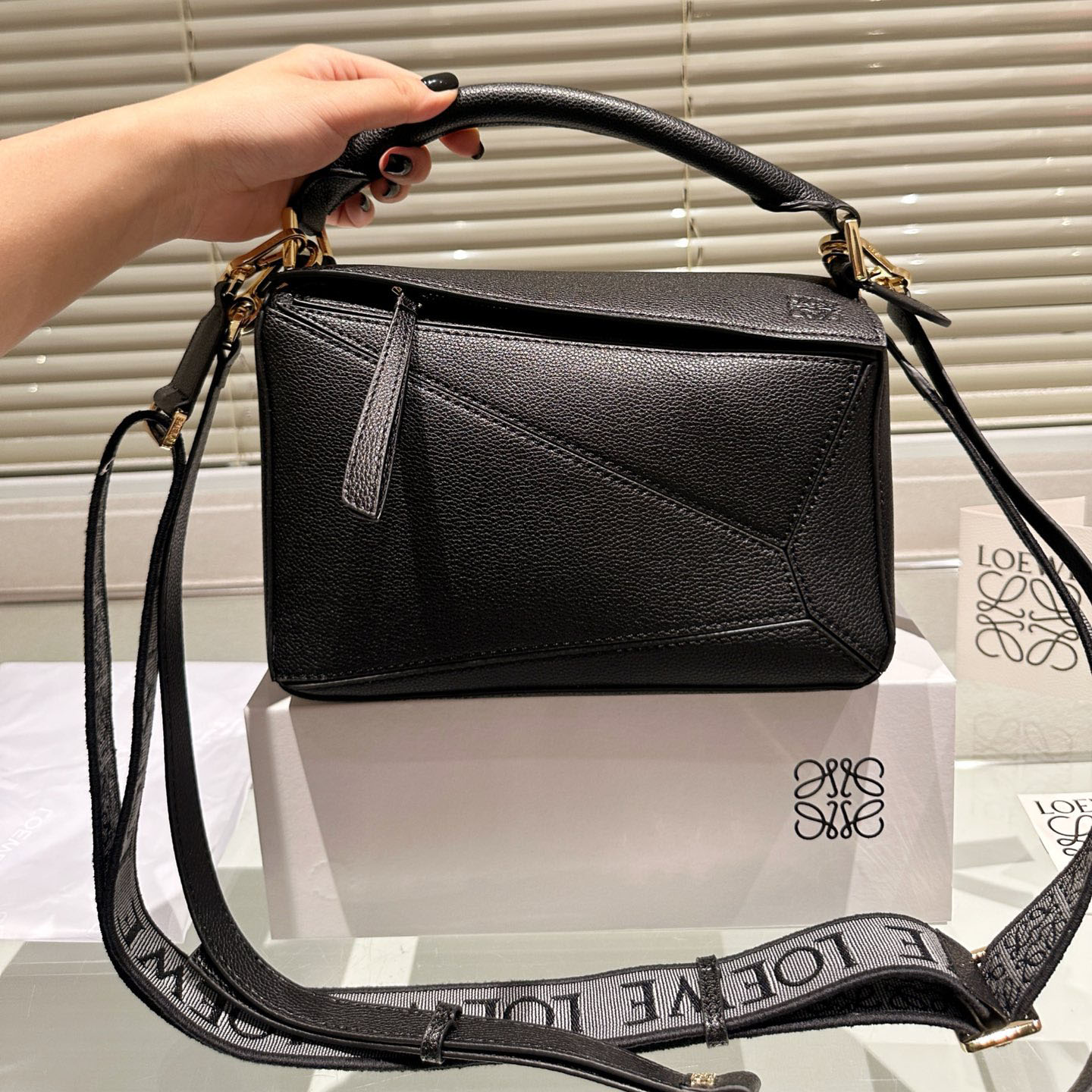 Loewe Puzzle Bag Handbag Shouder Bag Small Size With Cavans Strap (Replica)