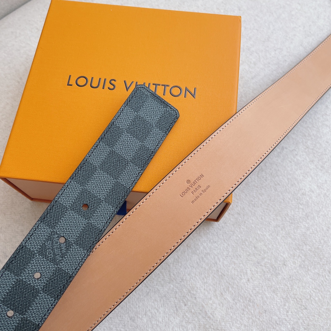 Louis Vuitton LV Leather Belts 1:1 Mirror Version
