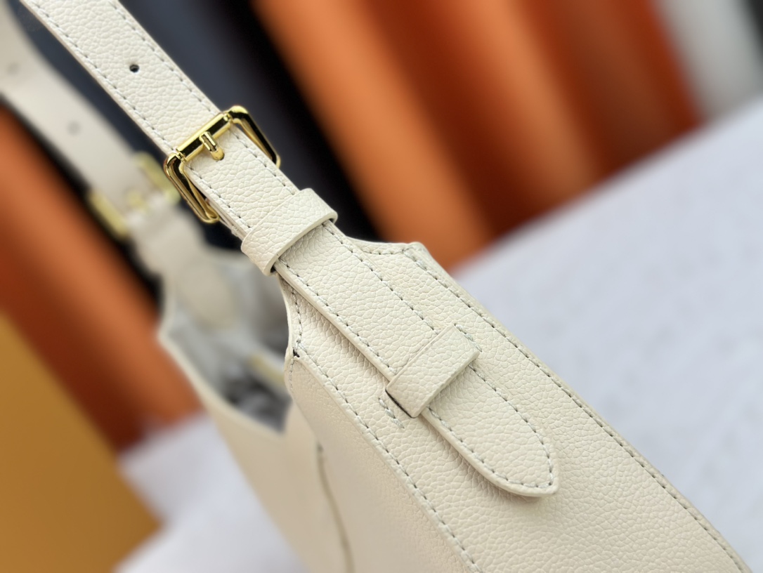 Louis Vuitton LOW KEY SHOULDER BAG M24611 M24885 M24990 Shoulder Bag Handbag