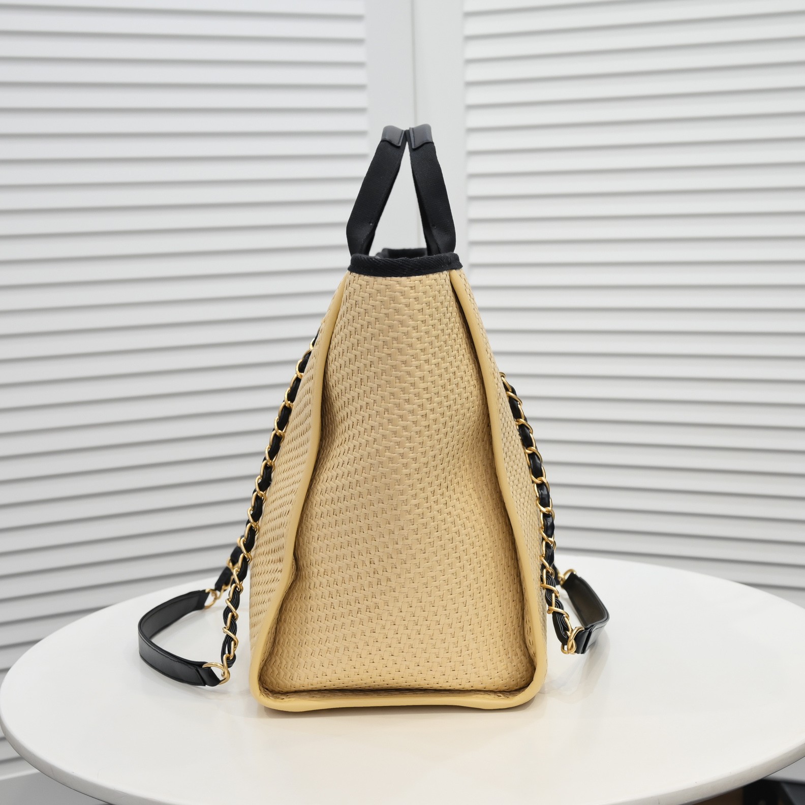 Chanel Cruise Chain Straw Purse Beach Bag Shopping bag Tote Shoulder Bag Handbag